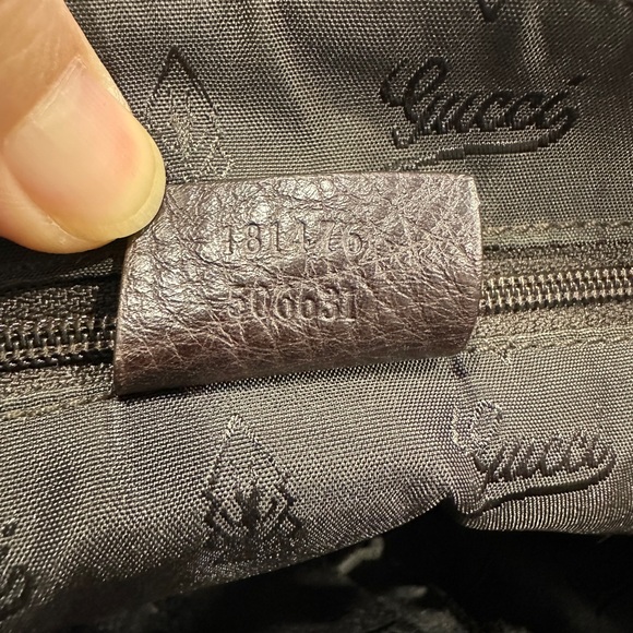 Gucci Monogram Duchessa shoulder bag - Picture 9 of 10